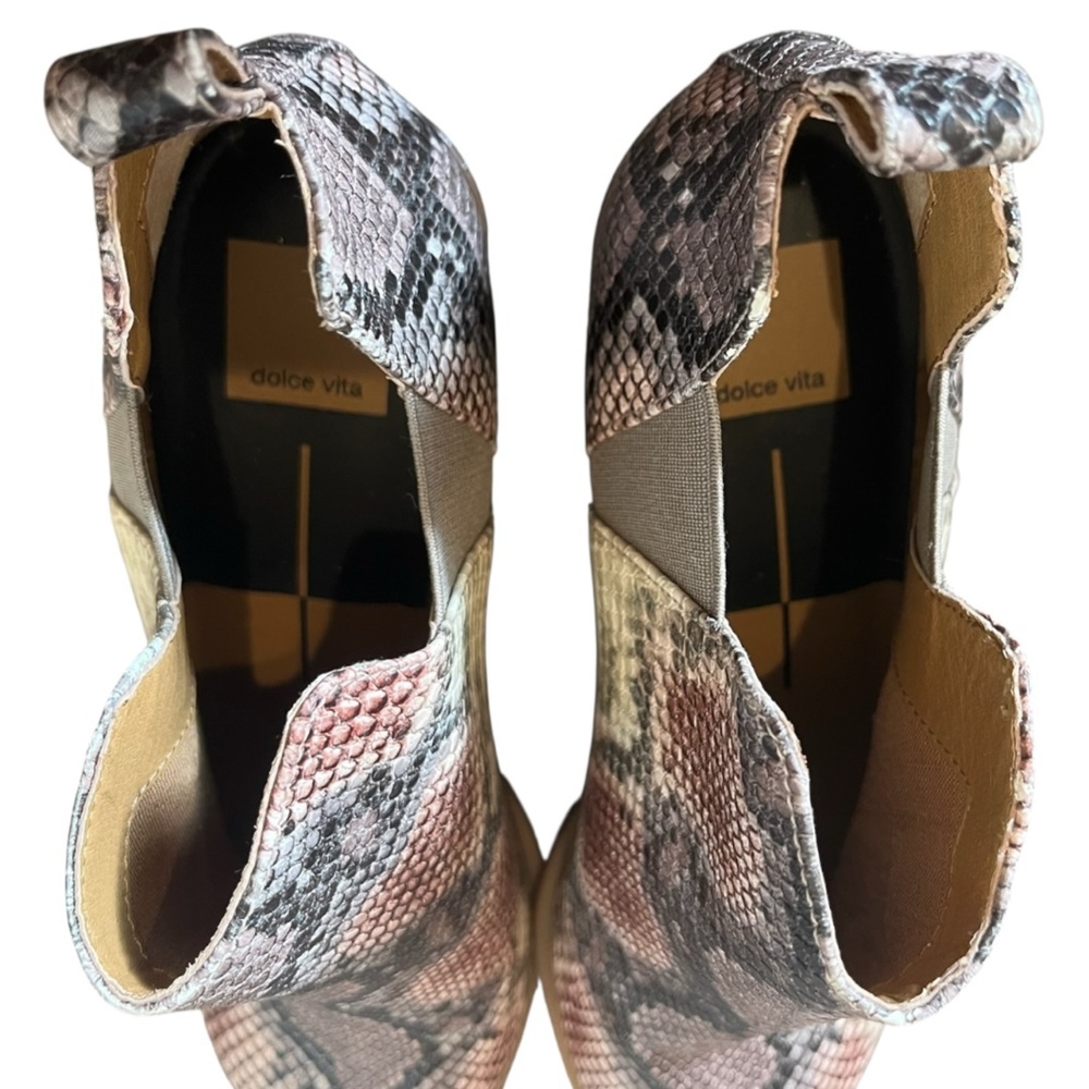 Dolce Vita Samy Blush Snakeskin Ankle Booties Size 9 - Picture 3 of 4